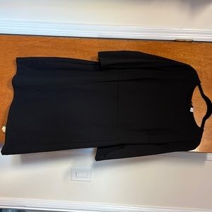 Black Old Navy dress in XL. Never worn, new with tag.